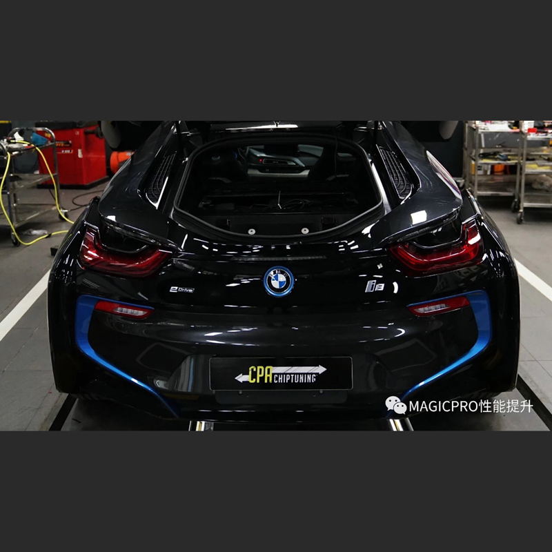 BMW i8 Lee mas