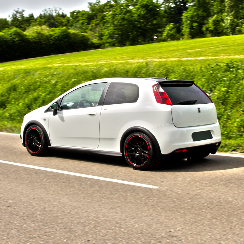 En la prueba en CPA - Abarth Grande Punto 1.4 T-Jet Lee mas