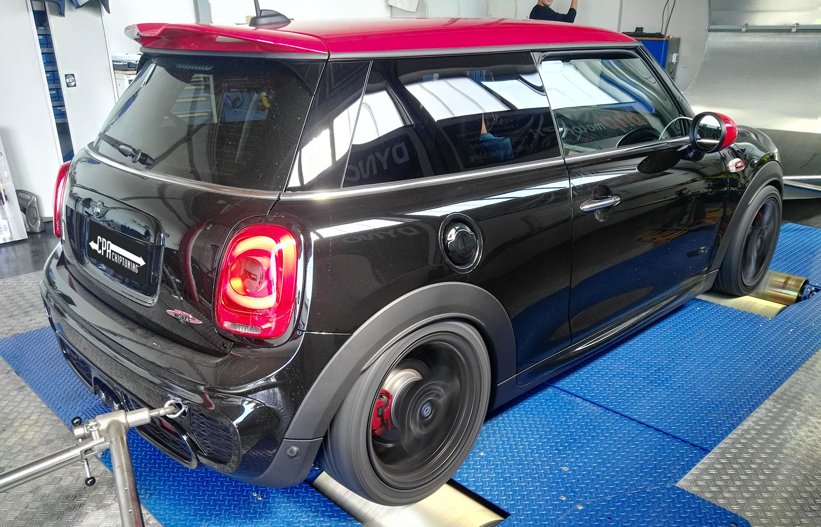 Sistema de conexión de CPA para el Mini Cooper John Works