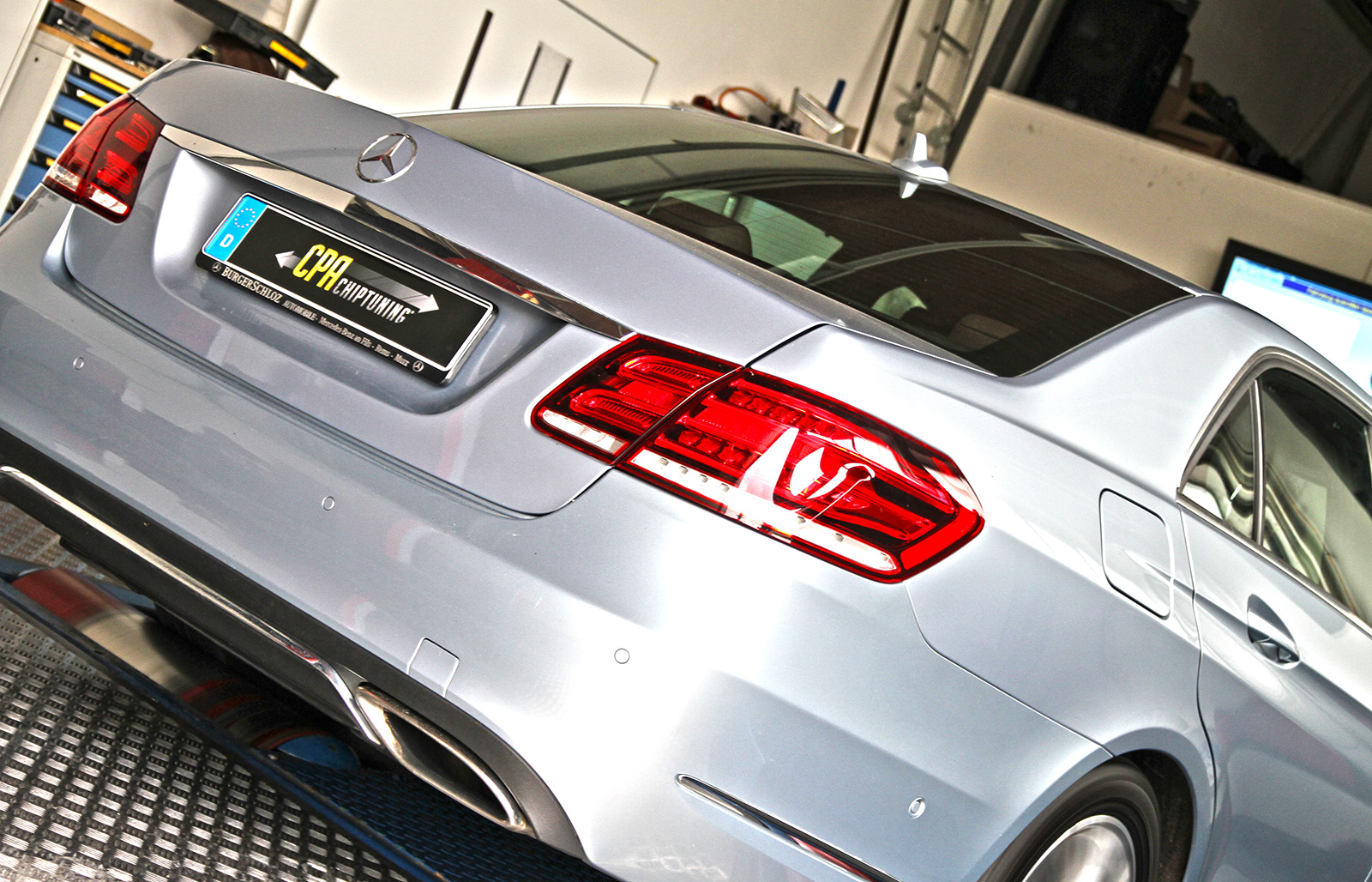 El nuevo Mercedes E400 (W212) en el banco de pruebas