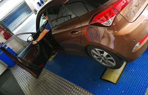 El Hyundai i20 en el banco de pruebas